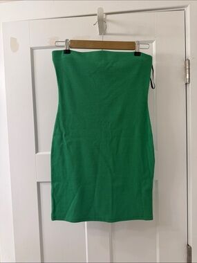Forever 21 Bright Green Strapless Mini Skirt